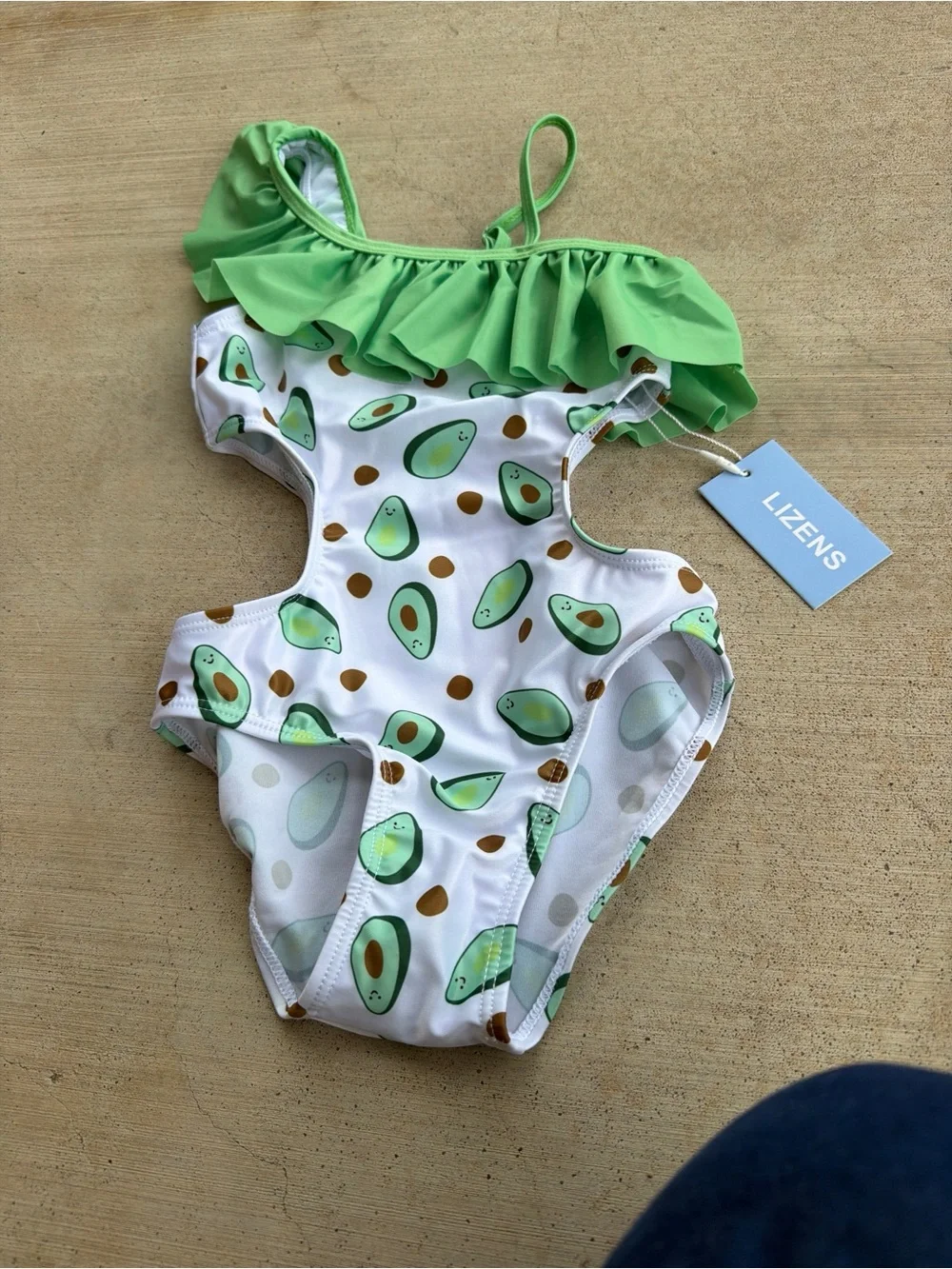 Lizens Kids Avocado Print One-Piece Swimsuit in Green -‎ NWT 3T-4T
